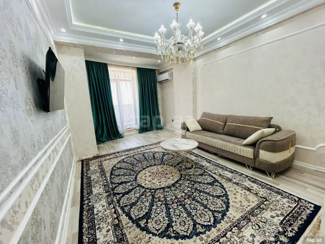 Kirayə verilir 3 otaqlı yeni tikili 120 m²