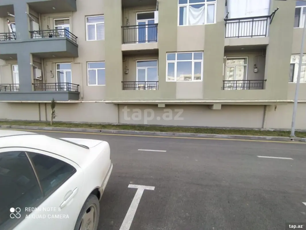 Kirayə verilir 1 otaqlı yeni tikili 43 m²