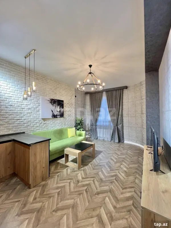 Kirayə verilir 2 otaqlı yeni tikili 80 m²