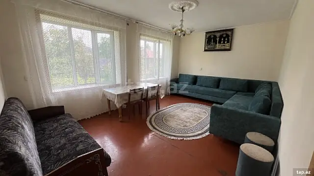 Kirayə verilir 3 otaqlı həyət evi 100 m² — Qax 3 otaq 100.00 m²