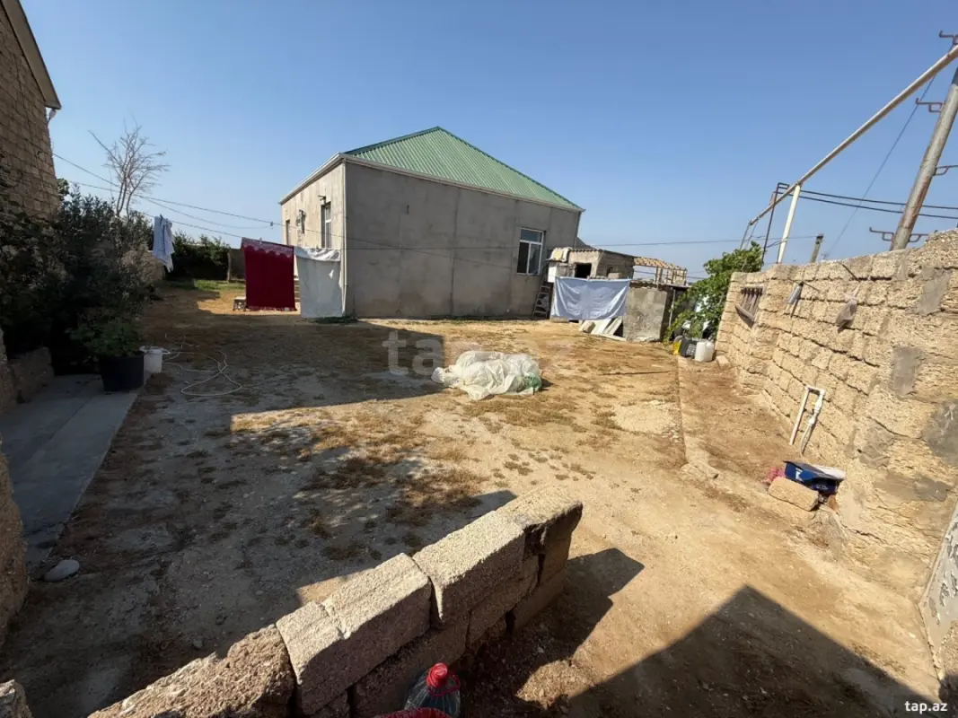 Satılır 3 otaqlı həyət evi 5 m²