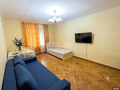 Kirayə verilir 3 otaqlı mənzil 80 m² — Bakı, Nərimanov 3 otaq 80.00 m²