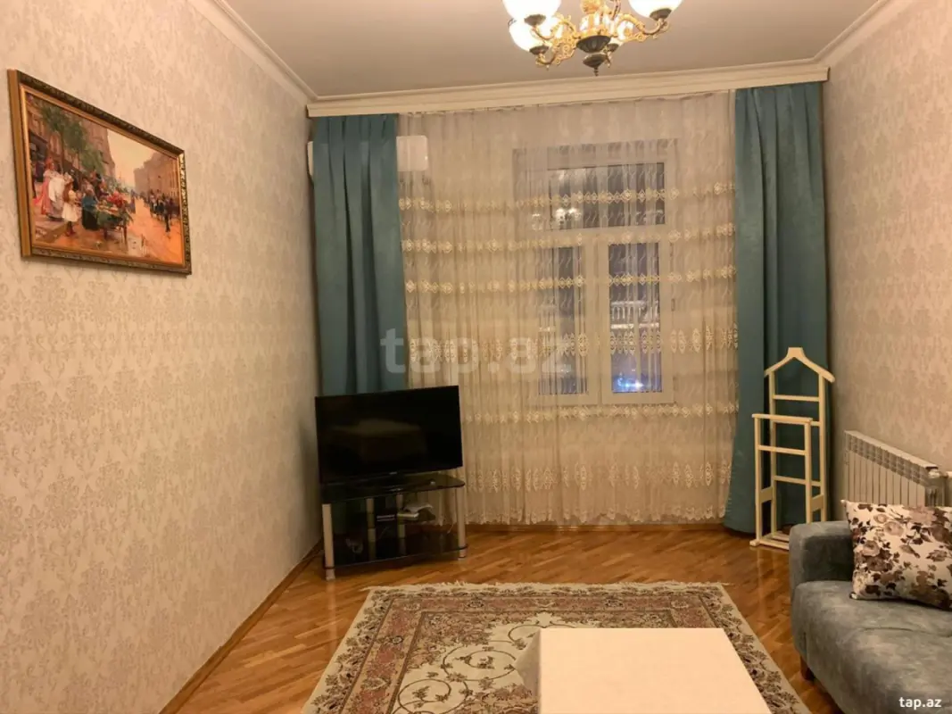 Satılır 1 otaqlı mənzil 42 m²