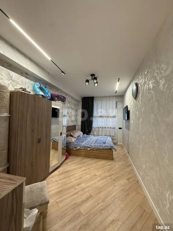 Satılır 2 otaqlı yeni tikili 70 m²