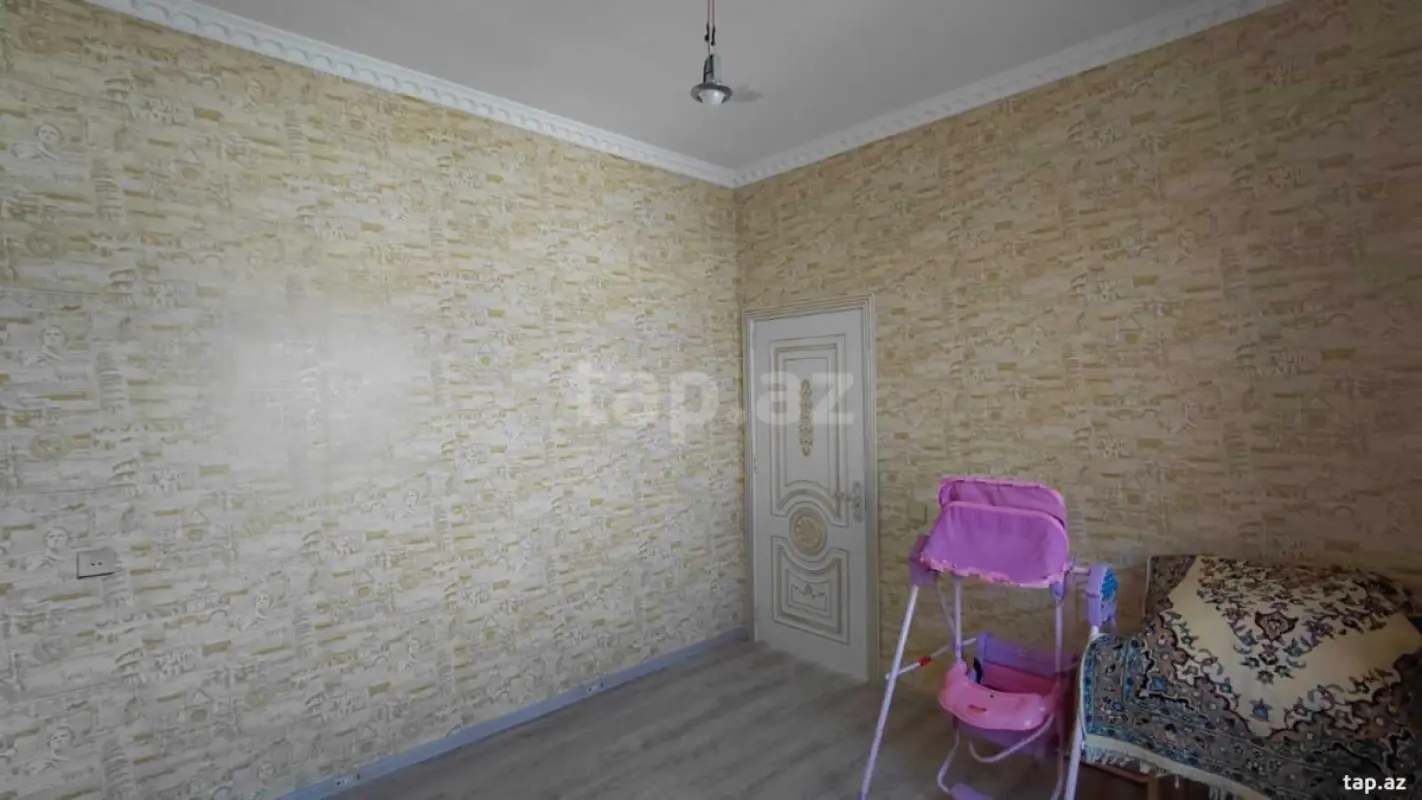 Satılır 4 otaqlı həyət evi 140 m²