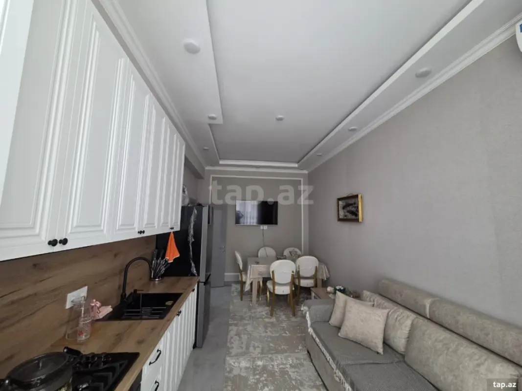 Satılır 2 otaqlı yeni tikili 61 m²