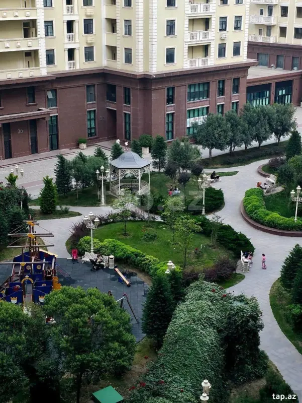 Satılır 2 otaqlı yeni tikili 68 m²