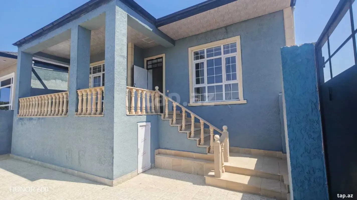 Satılır 4 otaqlı həyət evi 95 m²