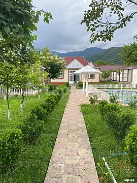 Kirayə verilir 3 otaqlı həyət evi 96 m² — Qəbələ 3 otaq 96.00 m²