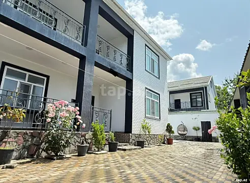 Kirayə verilir 4 otaqlı həyət evi 200 m² — Qəbələ 4 otaq 200.00 m²