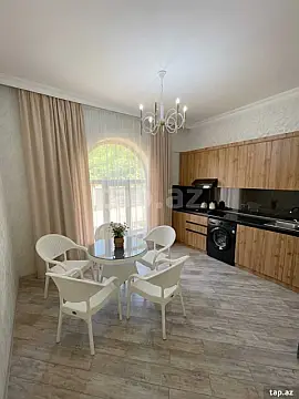 Kirayə verilir 4 otaqlı həyət evi 110 m² — Qax 4 otaq 110.00 m²
