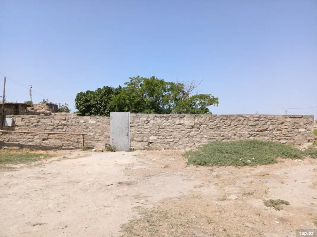 Satılır 4 otaqlı həyət evi 75 m²