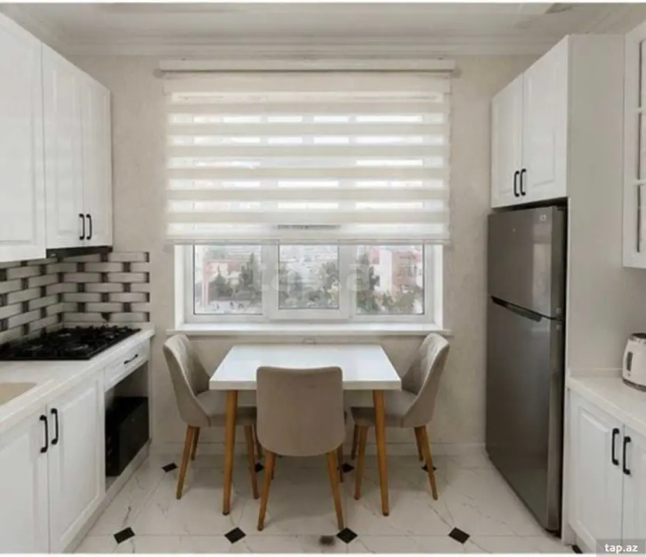 Satılır 3 otaqlı yeni tikili 85 m²
