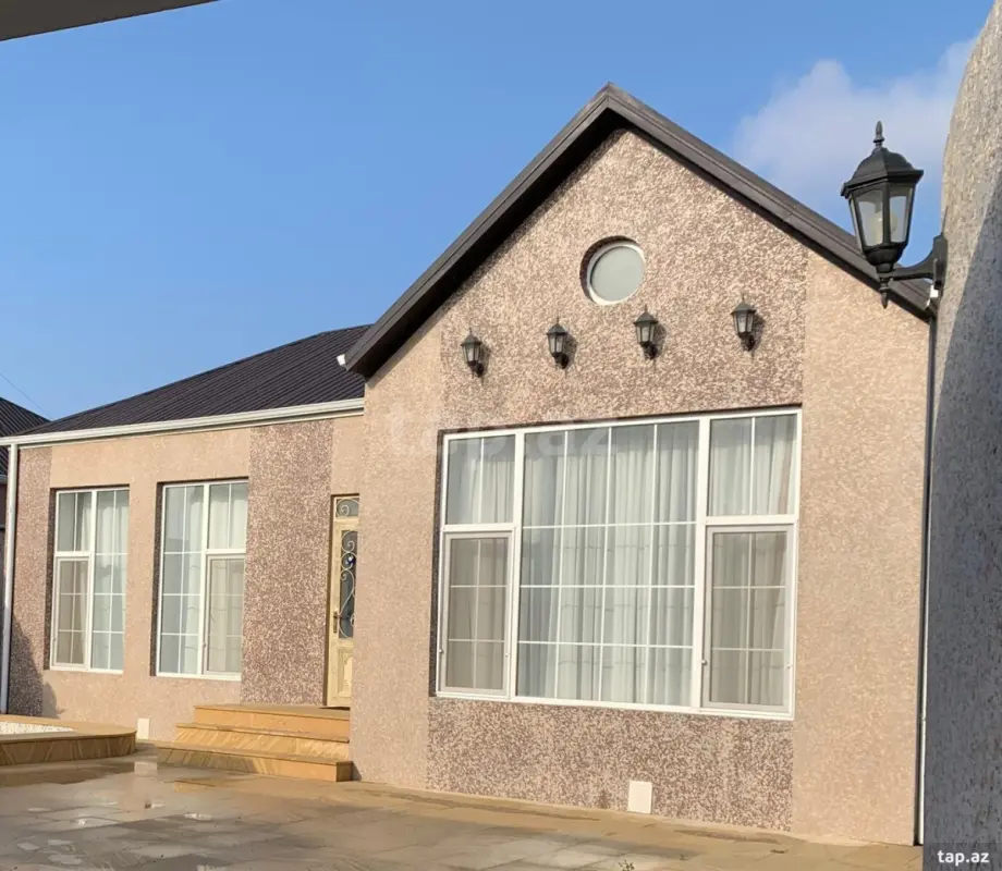 Satılır 4 otaqlı həyət evi 80 m²