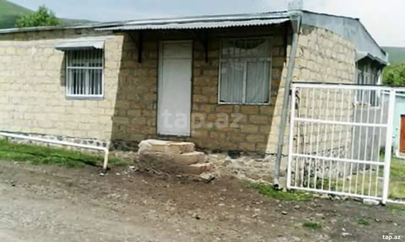 Satılır 3 otaqlı həyət evi 96 m²