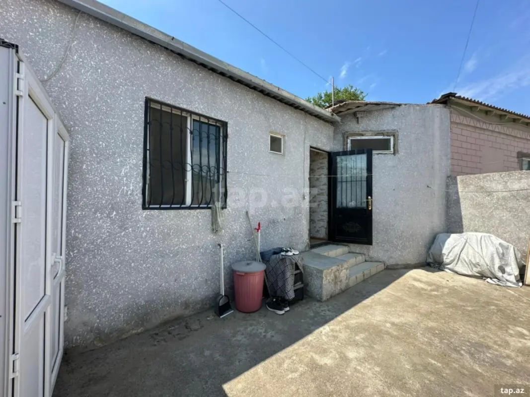 Satılır 2 otaqlı həyət evi 70 m²