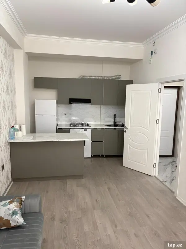 Kirayə verilir 2 otaqlı yeni tikili 65 m²