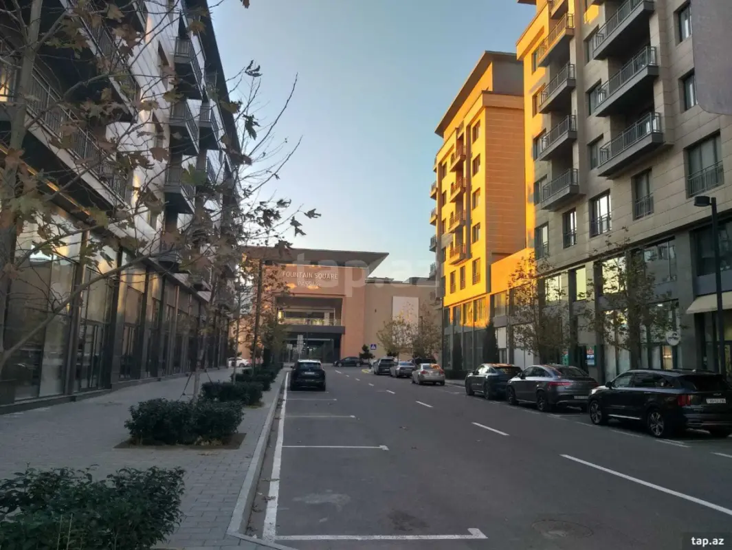 Satılır 3 otaqlı yeni tikili 128 m²
