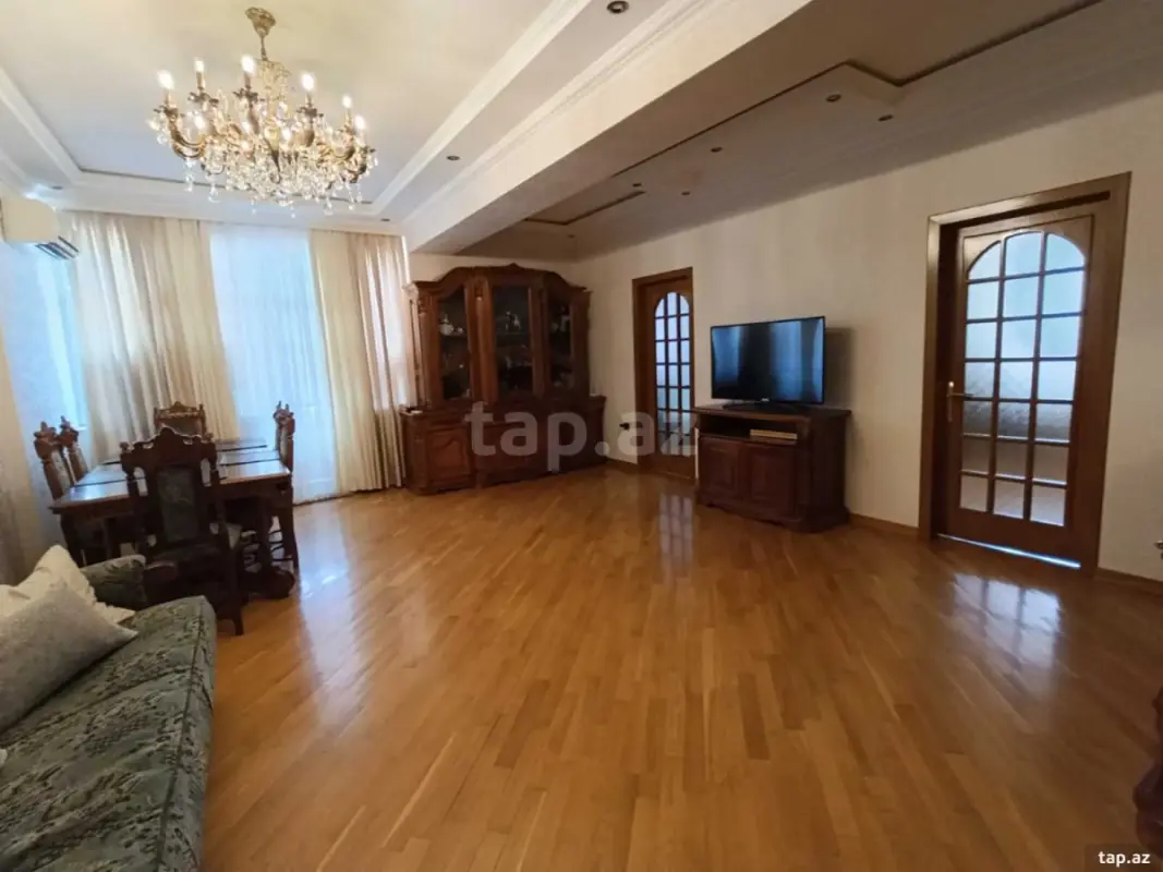 Satılır 4 otaqlı yeni tikili 146 m²