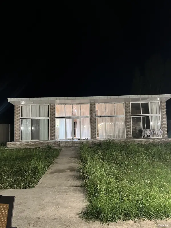 Satılır 5 otaqlı həyət evi 150 m²