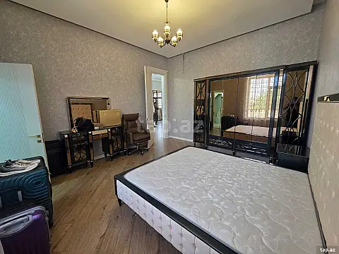 Satılır 6 otaqlı həyət evi 500 m² — Bakı, Mərdəkan 6 otaq 500.00 m²