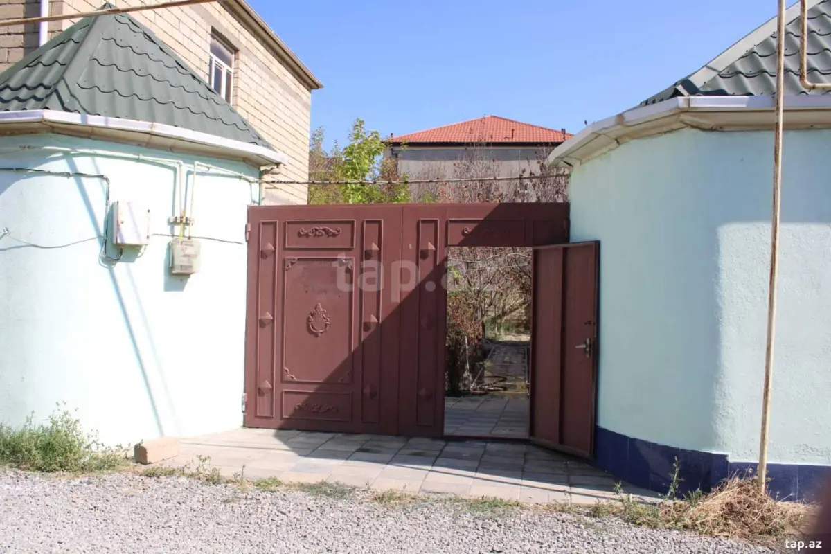 Satılır 2 otaqlı həyət evi 40 m²