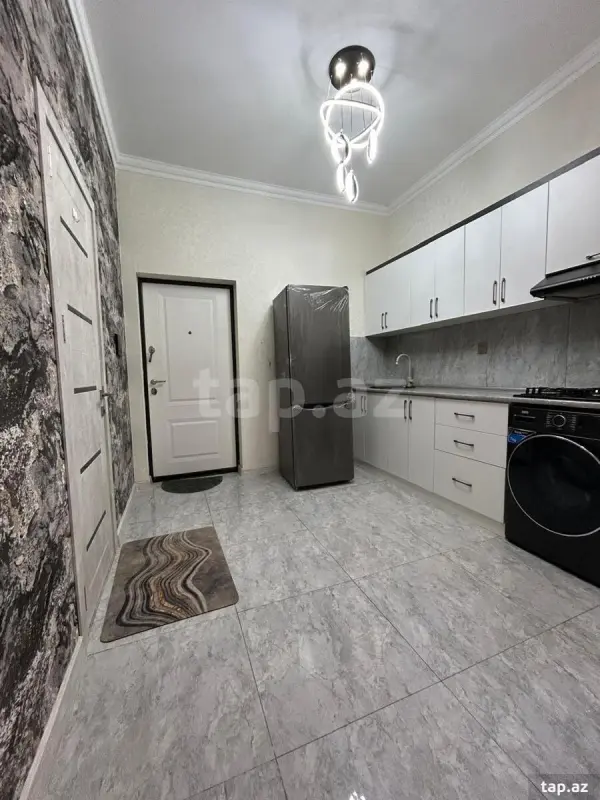 Satılır 3 otaqlı yeni tikili 70 m²