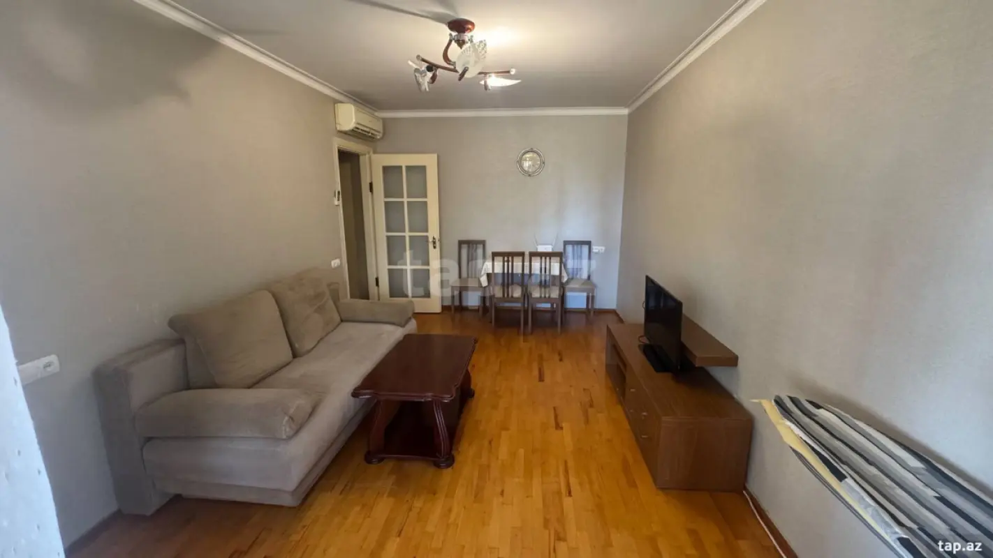 Kirayə verilir 2 otaqlı mənzil 40 m²