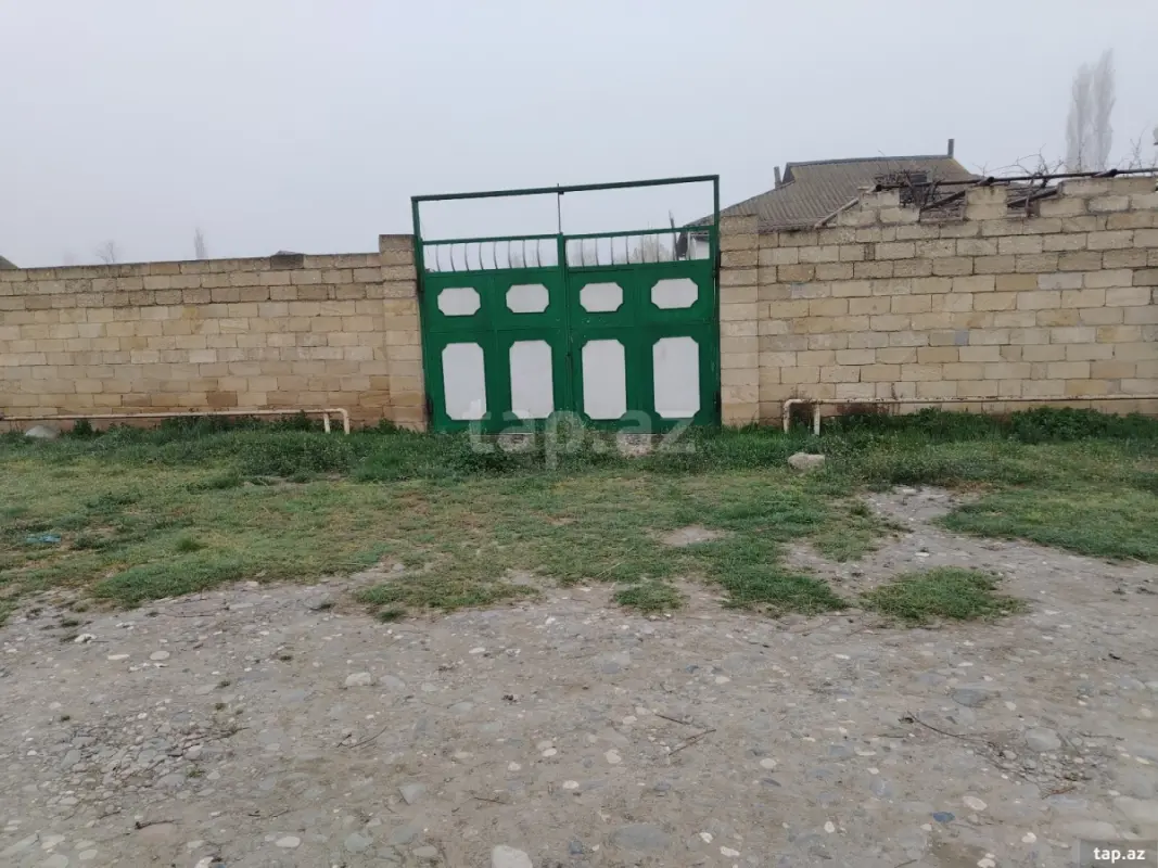 Satılır 4 otaqlı həyət evi 120 m²