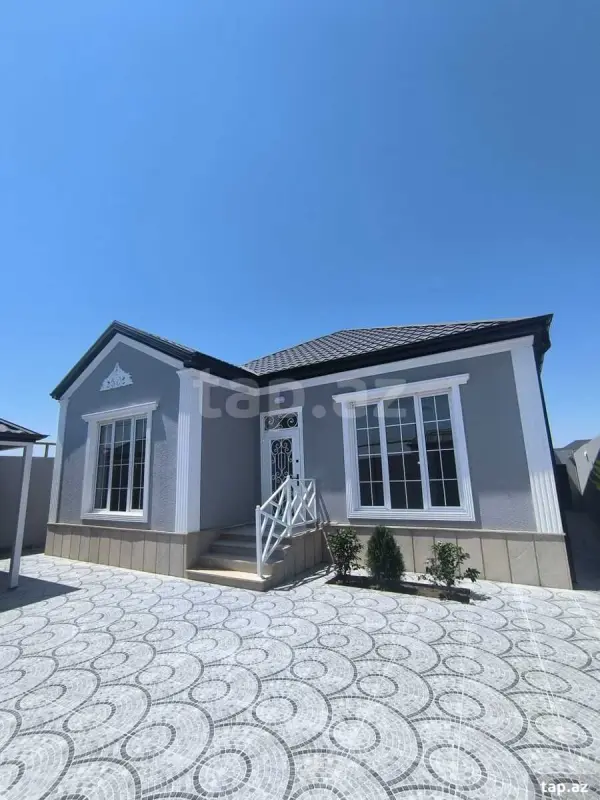 Satılır 4 otaqlı həyət evi 100 m²