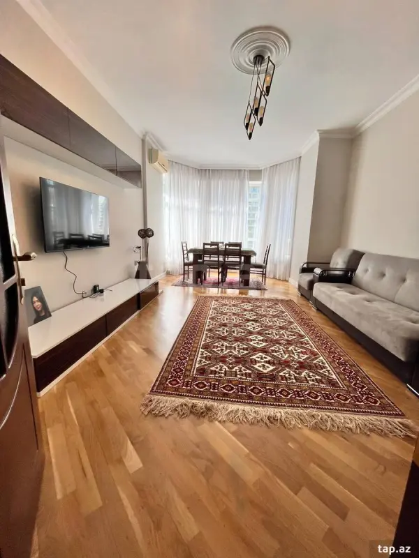 Satılır 2 otaqlı yeni tikili 90 m²