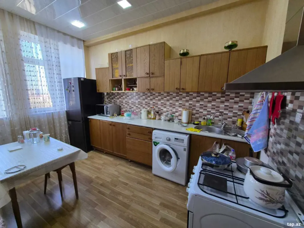Satılır 1 otaqlı yeni tikili 43.5 m²