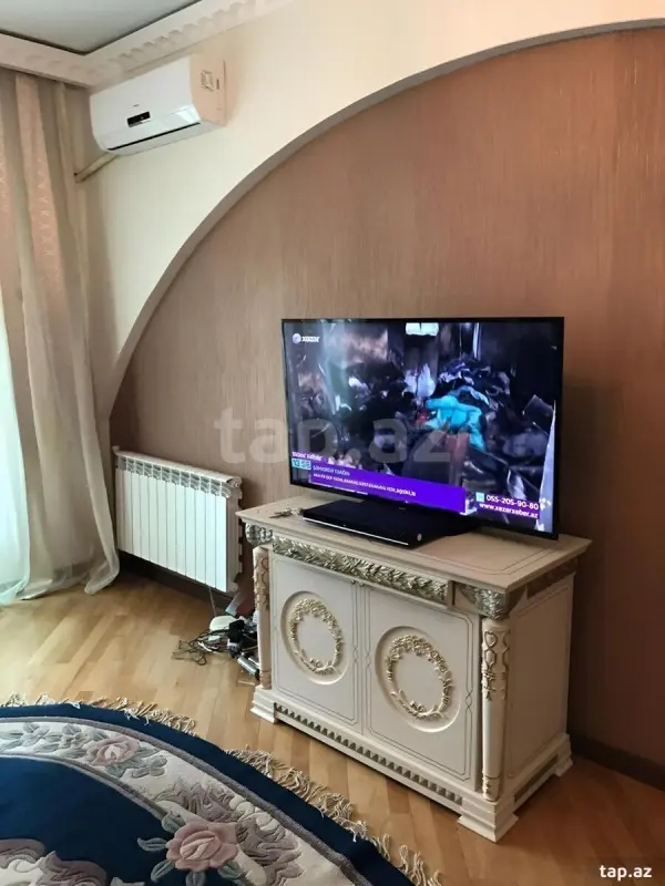 Kirayə verilir 3 otaqlı yeni tikili 111 m²