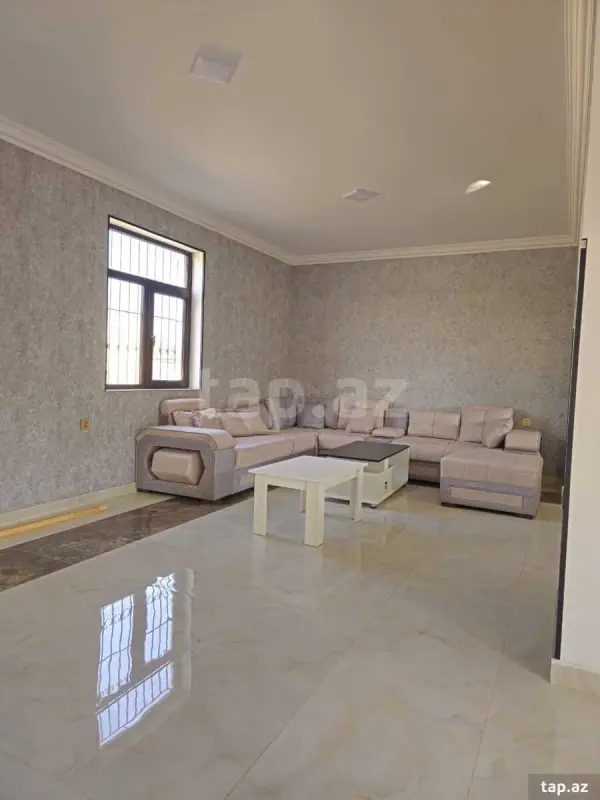 Kirayə verilir 5 otaqlı həyət evi 180 m²