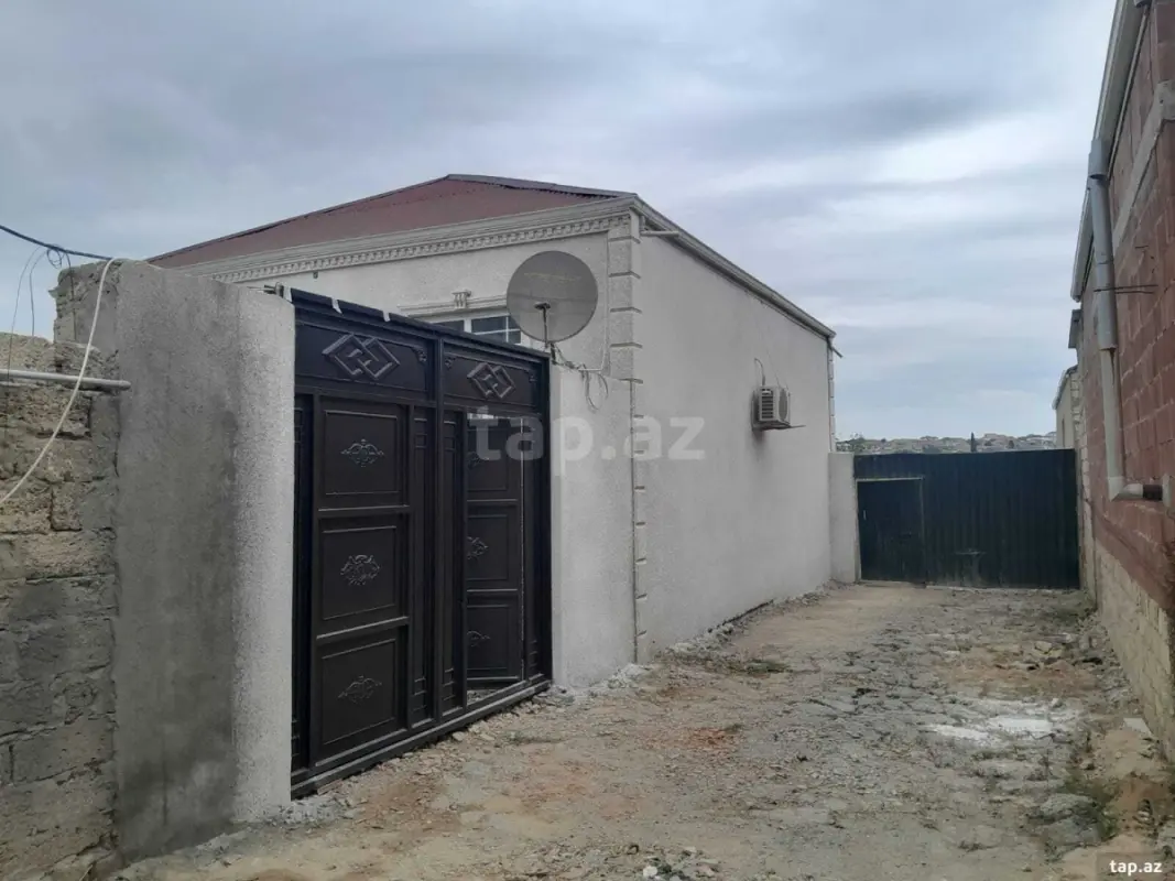 Satılır 3 otaqlı həyət evi 80 m²