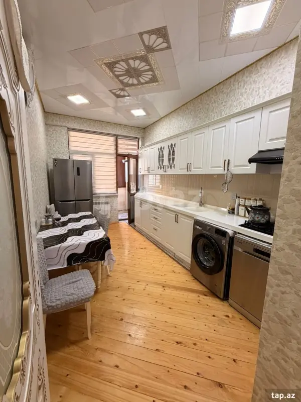 Satılır 3 otaqlı yeni tikili 90 m²