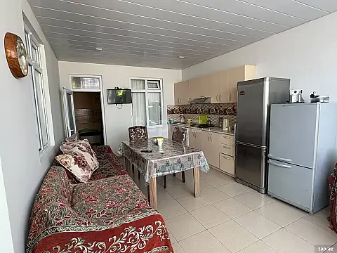 Satılır 7 otaqlı həyət evi 200 m² — Bakı, Novxanı 7 otaq 200.00 m²