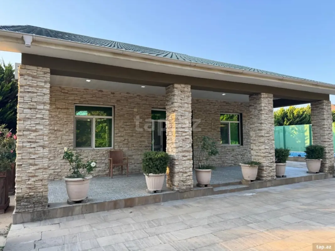 Kirayə verilir 3 otaqlı həyət evi 200 m²