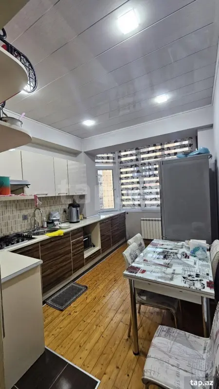 Satılır 3 otaqlı yeni tikili 73 m²
