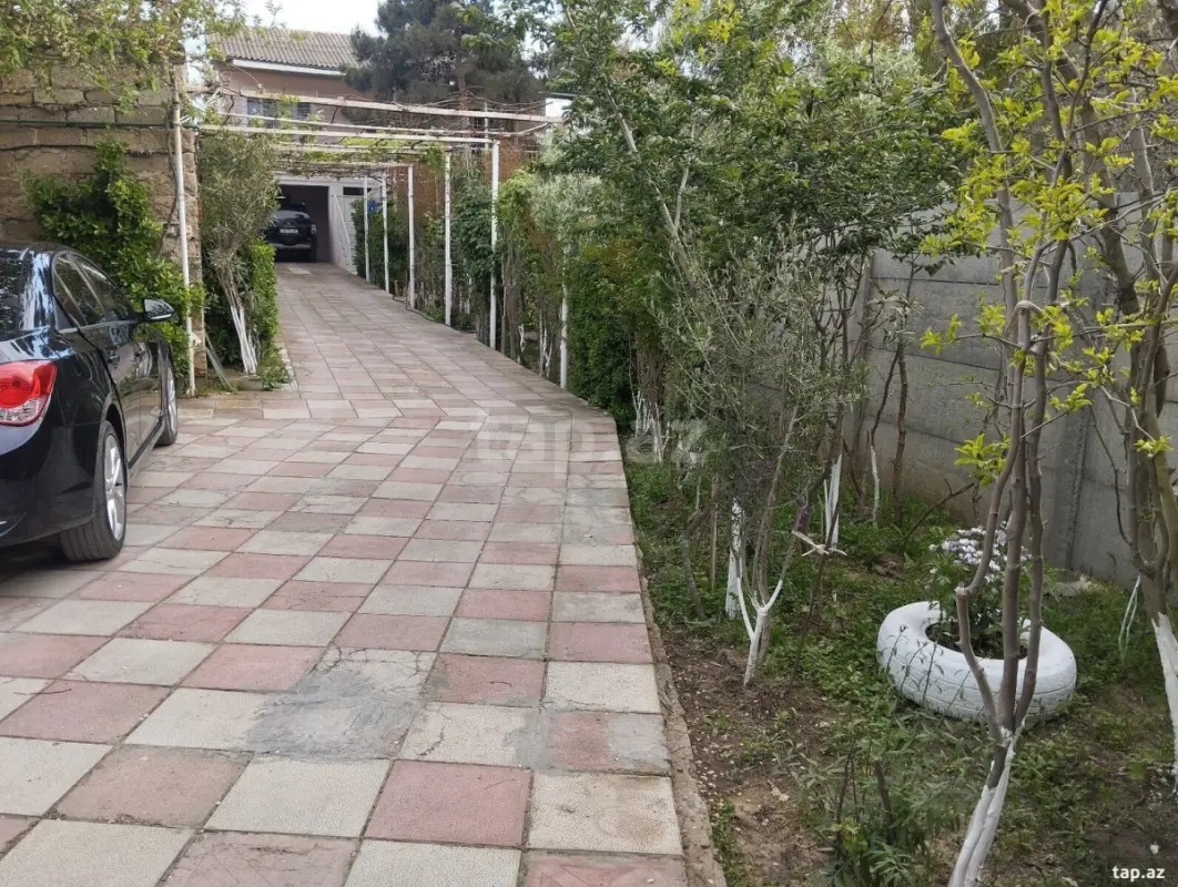 Kirayə verilir 4 otaqlı həyət evi 200 m²