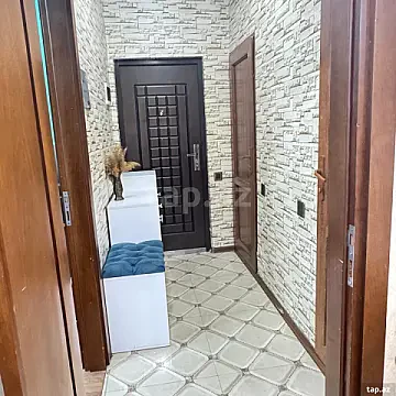 Satılır 3 otaqlı mənzil 70 m² — Bakı, Memar Əcəmi yanı 3 otaq 70.00 m²