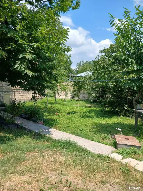 Satılır 3 otaqlı həyət evi 120 m²