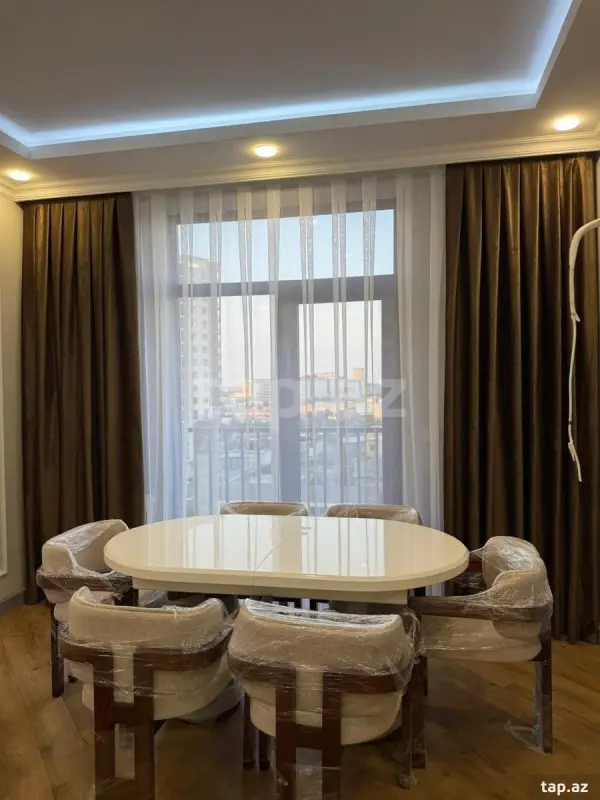 Kirayə verilir 2 otaqlı yeni tikili 86 m²