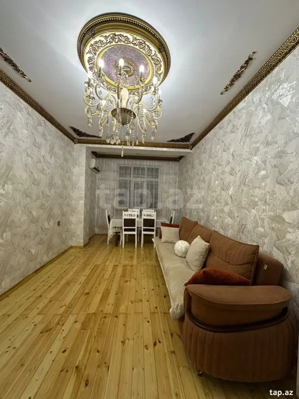 Satılır 2 otaqlı yeni tikili 72 m²