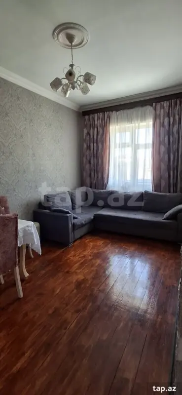 Satılır 3 otaqlı həyət evi 150 m²