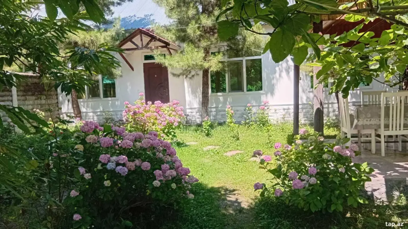 Kirayə verilir 4 otaqlı həyət evi 105 m²