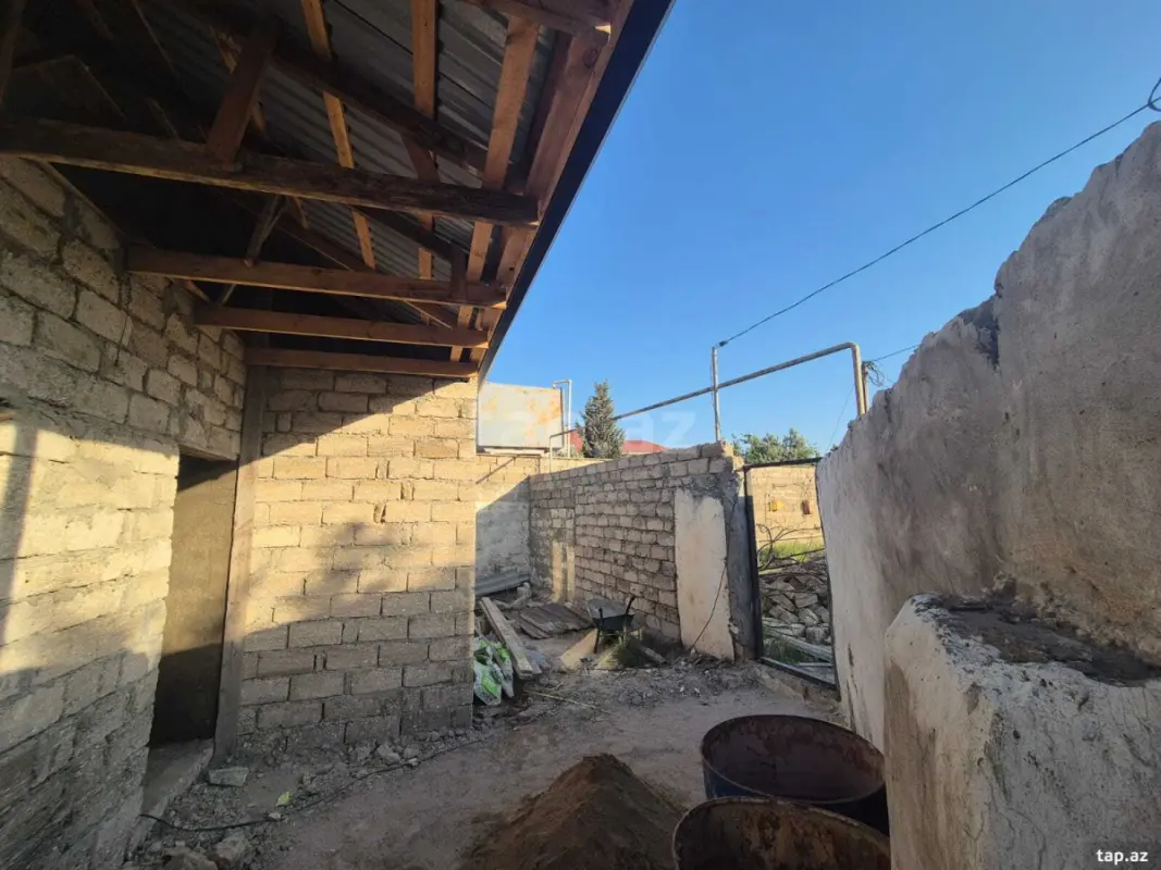 Satılır 2 otaqlı həyət evi 70 m²