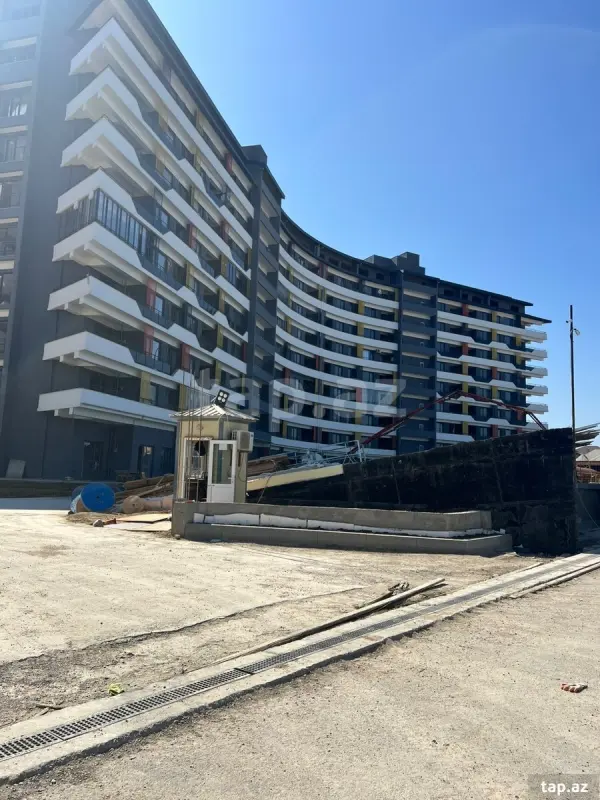 Satılır 3 otaqlı yeni tikili 112 m²