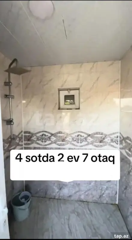 Satılır 7 otaqlı həyət evi 100 m²