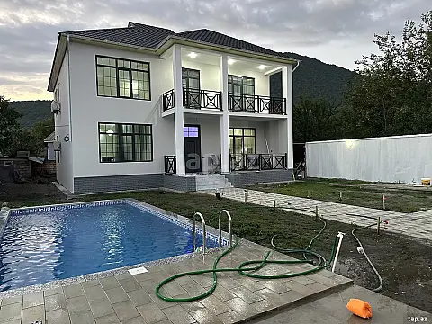 Kirayə verilir 4 otaqlı həyət evi 400 m² — Qəbələ 4 otaq 400.00 m²